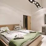 Dnd Apartments Astoria Szentkiralyi Street