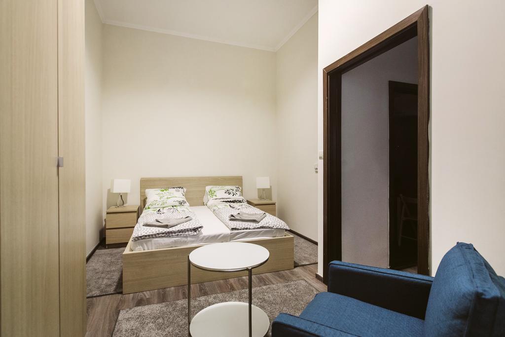 Dnd Astoria Szentkiralyi Street Apartamento